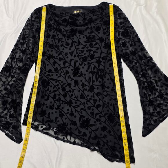 Studio I Black Floral Velvet Burnout Bell Sleeve Relaxed Fit Top, Size 16W - Picture 6 of 8